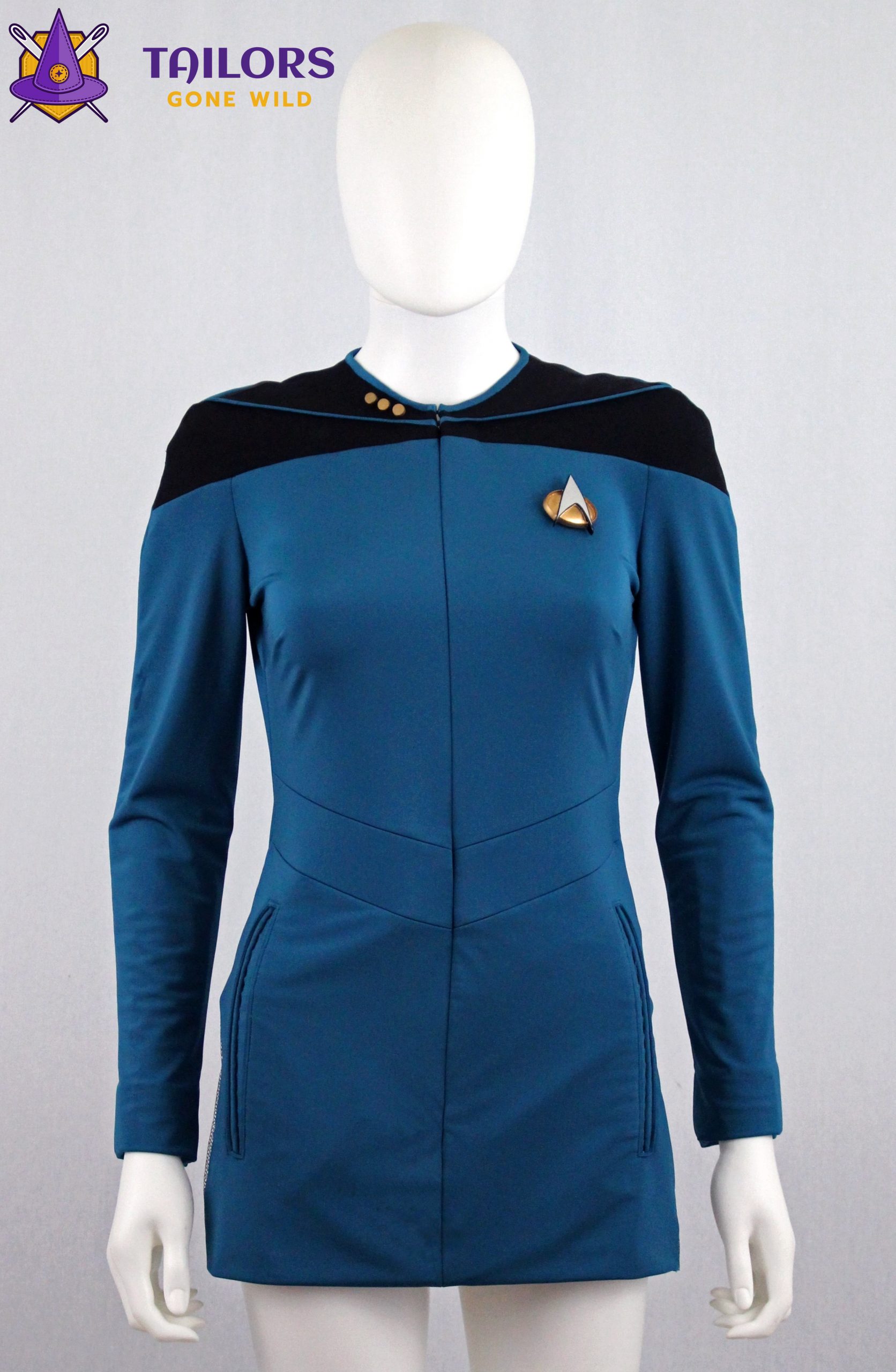 TNG medical smock - sewing tutorial - Star Trek Costume Guide