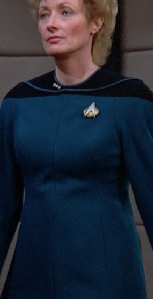 TNG medical smock analysis - Star Trek Costume Guide