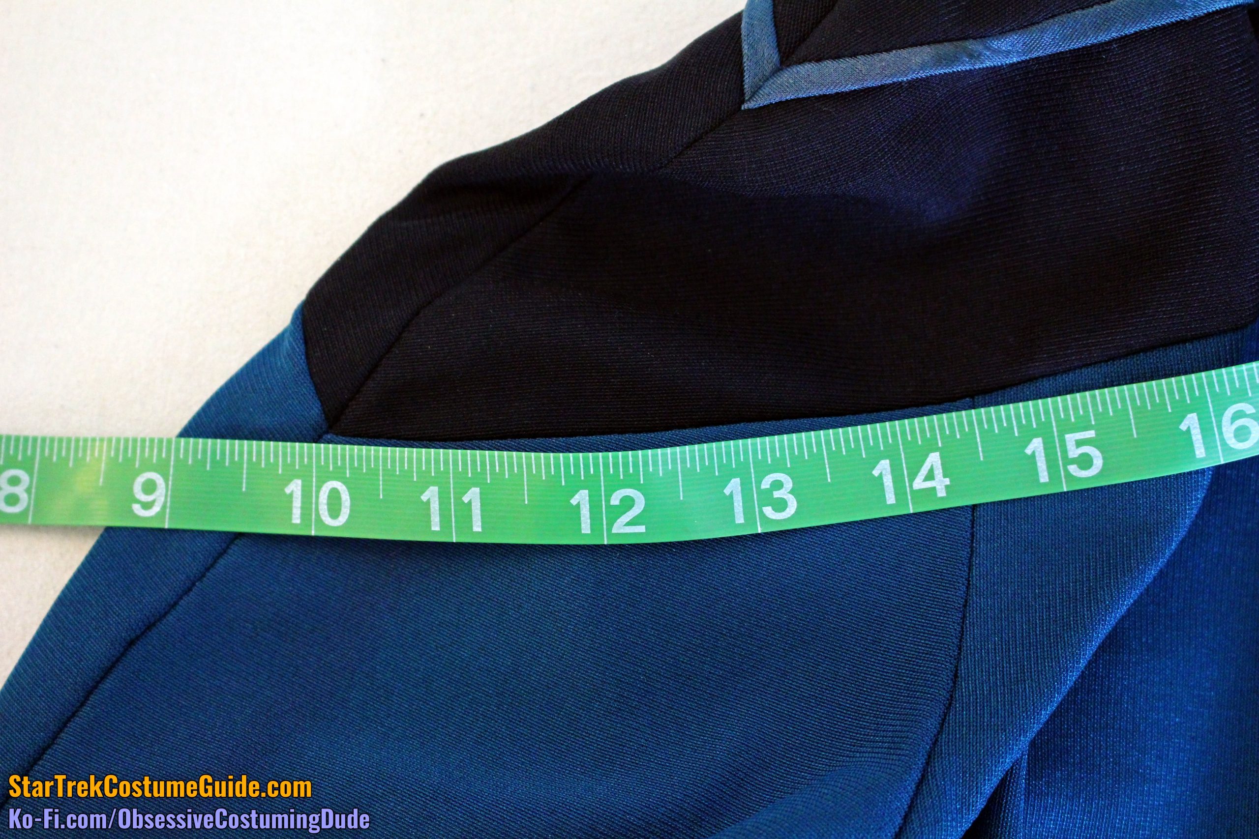 TNG medical smock uniform examination - Star Trek Costume Guide